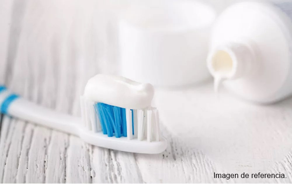 Manchas de tabaco y efectos en los dientes